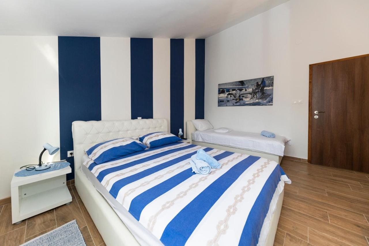 Apartman Lana Биоград на Мору Екстериор снимка