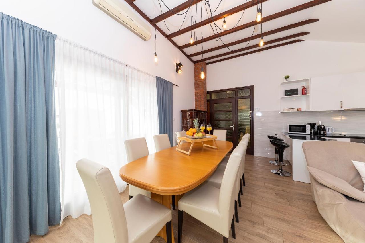 Apartman Lana Биоград на Мору Екстериор снимка