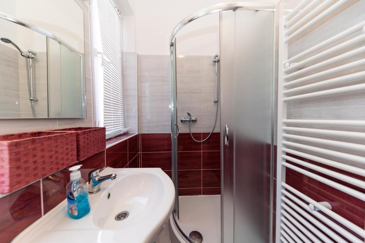 Apartman Lana Биоград на Мору Екстериор снимка