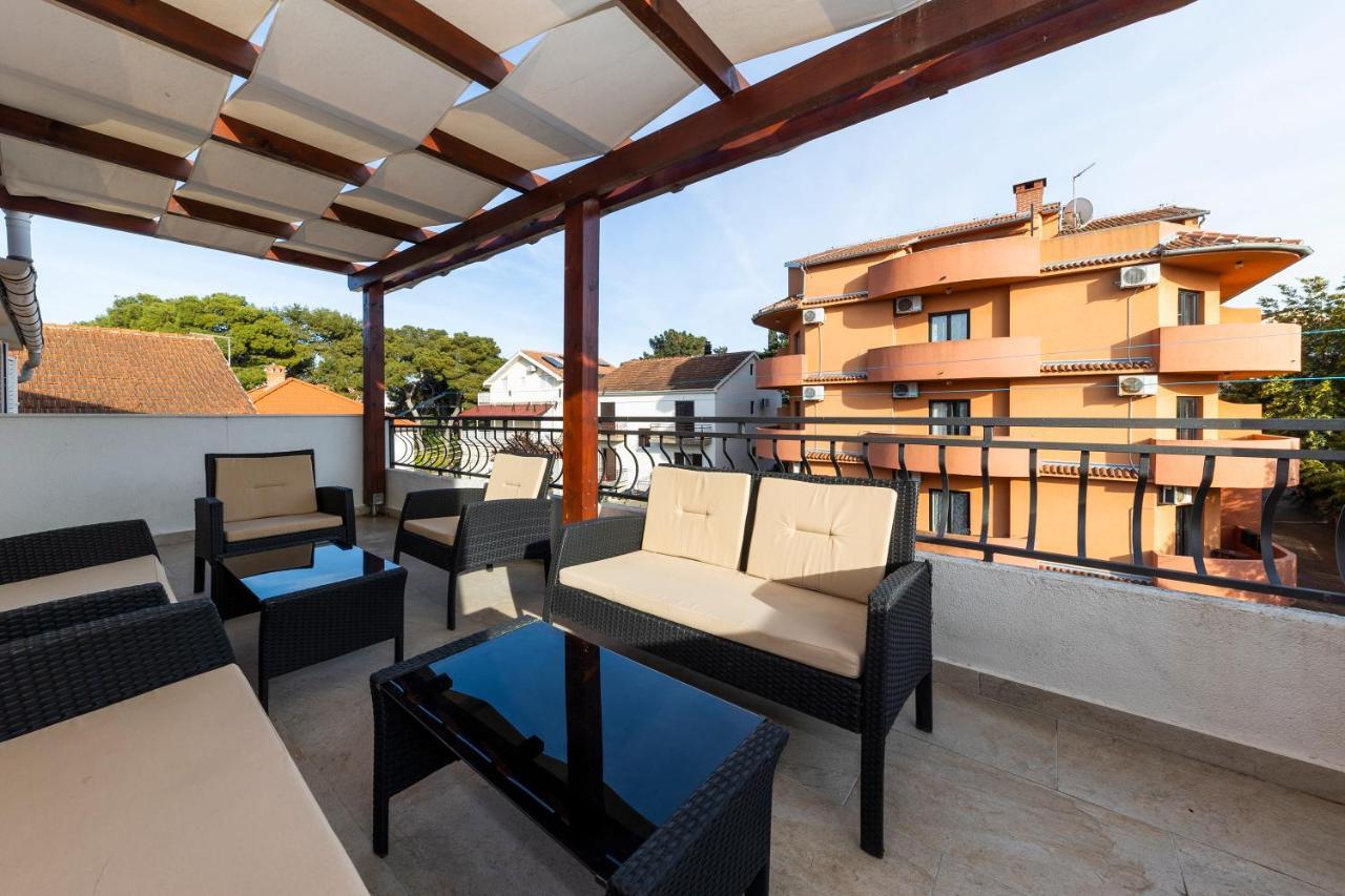 Apartman Lana Биоград на Мору Екстериор снимка