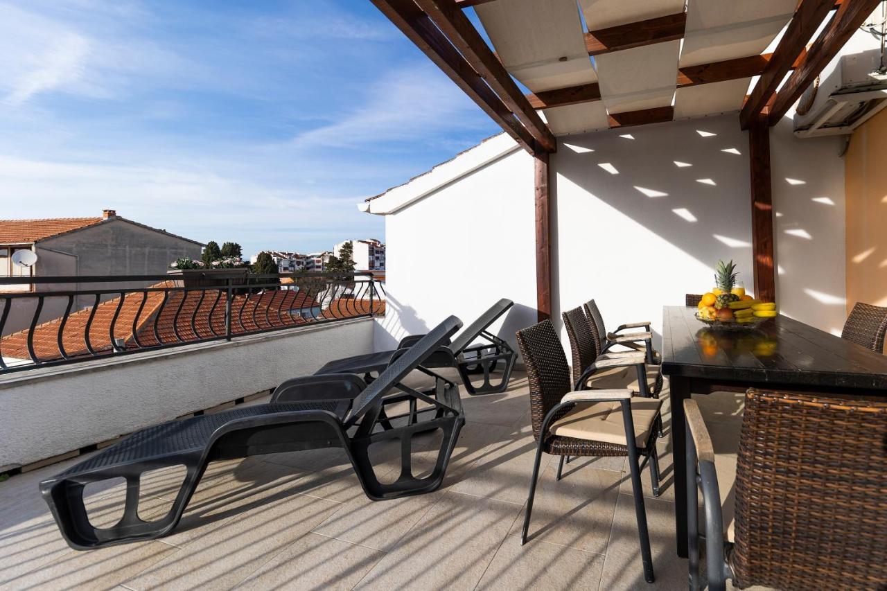 Apartman Lana Биоград на Мору Екстериор снимка