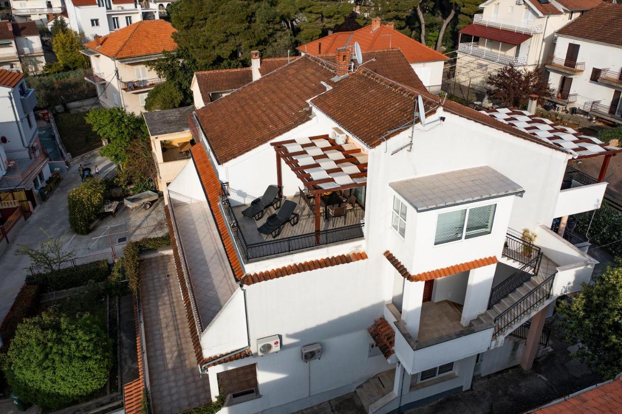 Apartman Lana Биоград на Мору Екстериор снимка